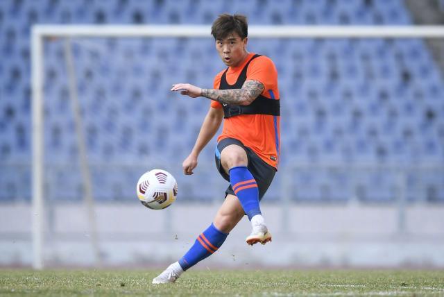 开云登录入口-山东泰山官宣石柯正式加盟 1年合约+4年续约条款