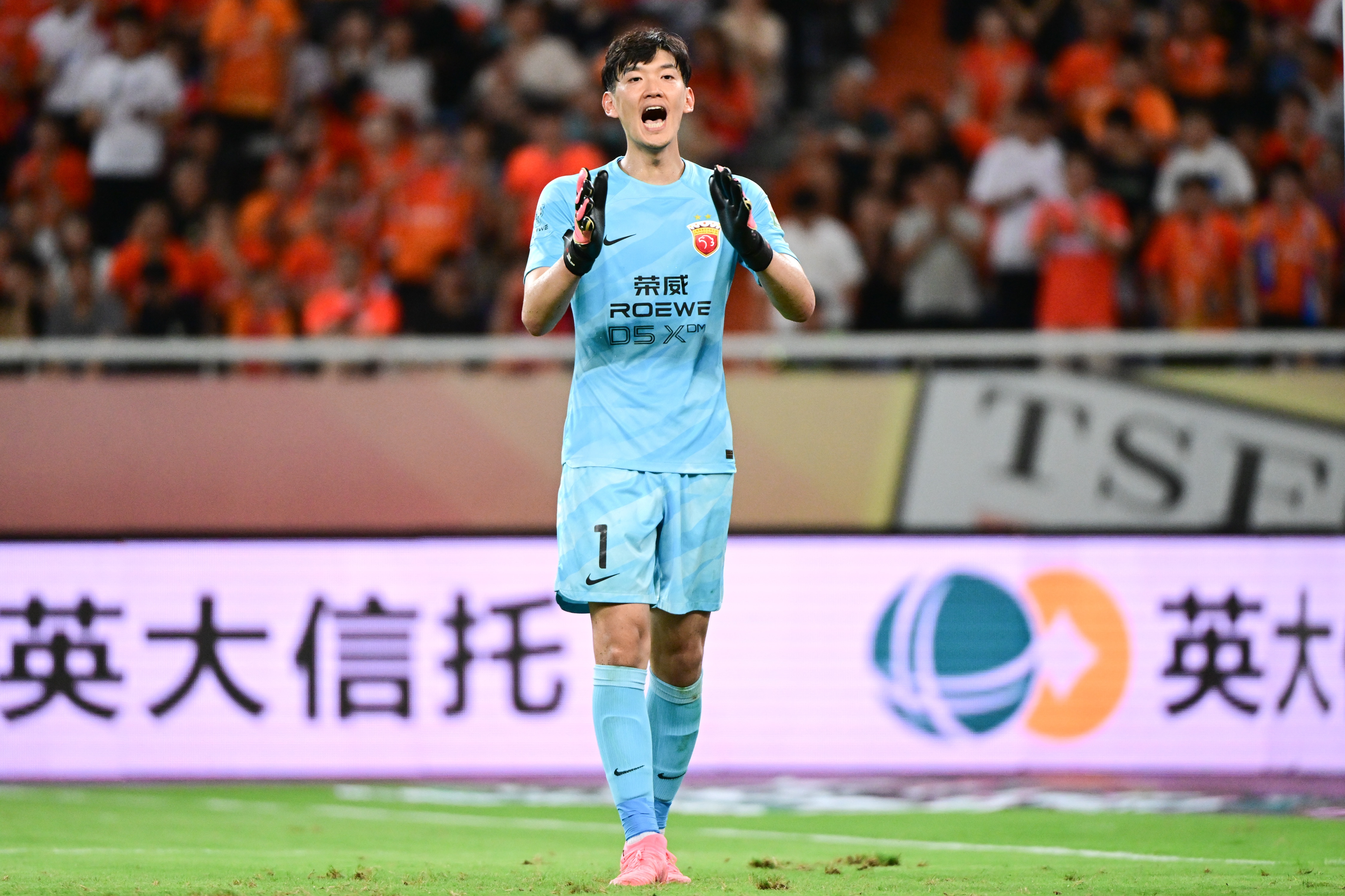 开云注册平台-沪媒：颜骏凌为国足出战62次，成为从佩兰到邵佳一的“八朝元老”